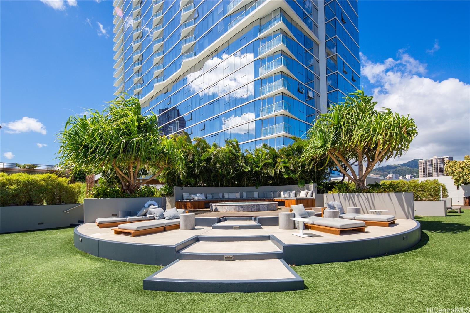 Symphony Honolulu condo # 2703, Honolulu, Hawaii - photo 23 of 25