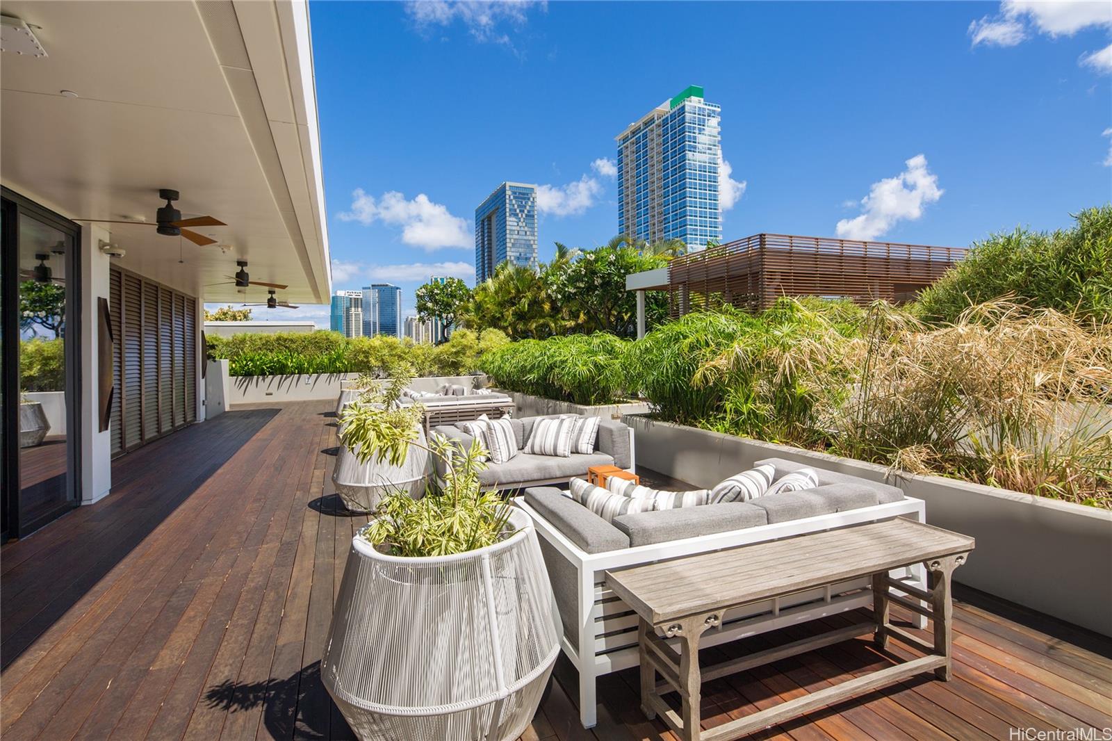 Symphony Honolulu condo # 2703, Honolulu, Hawaii - photo 25 of 25