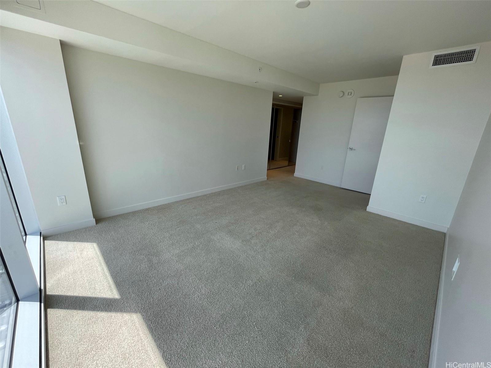 888 Kapiolani Blvd Honolulu - Rental - photo 23 of 25