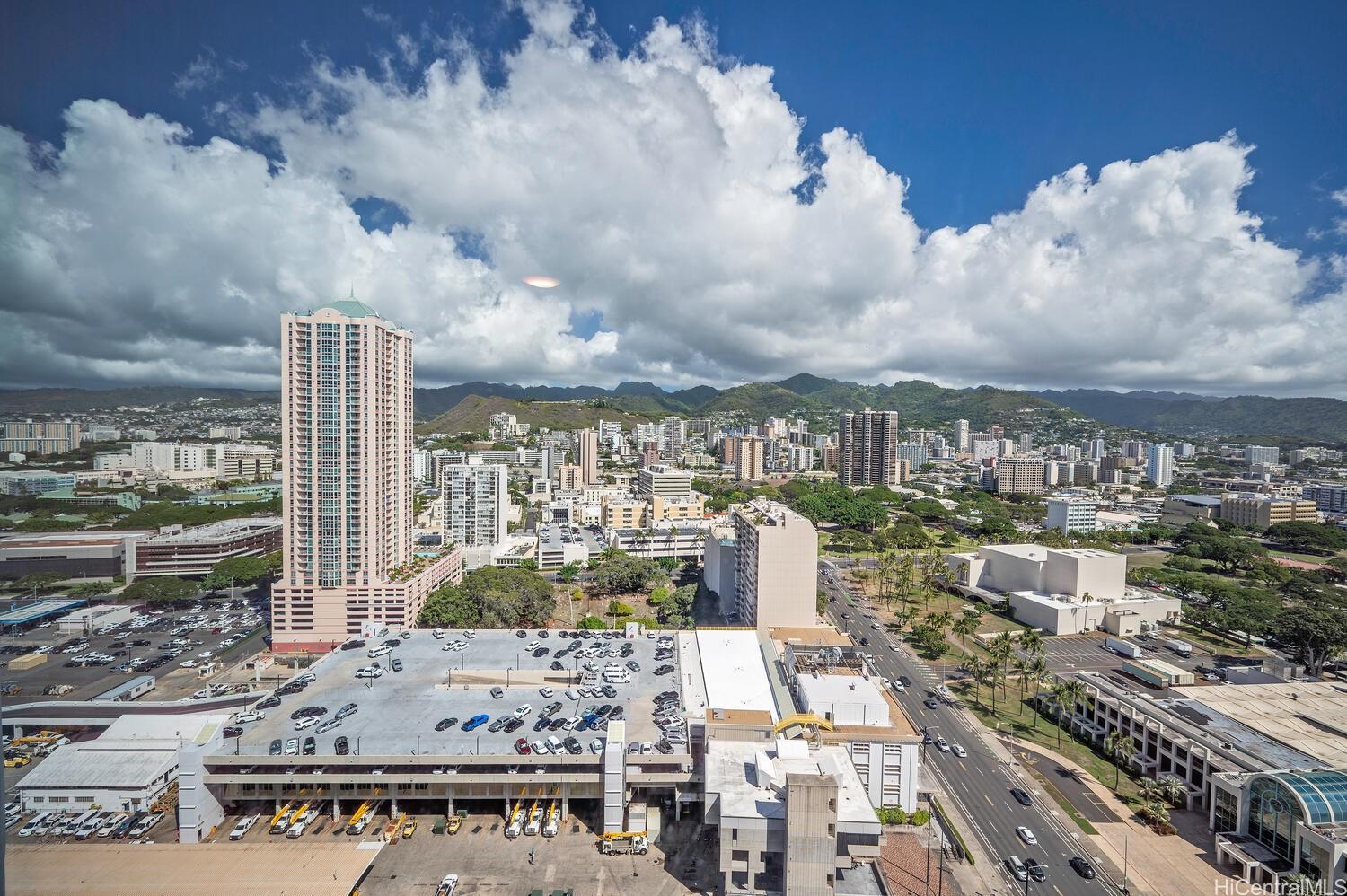 888 Kapiolani Blvd Honolulu - Rental - photo 14 of 24