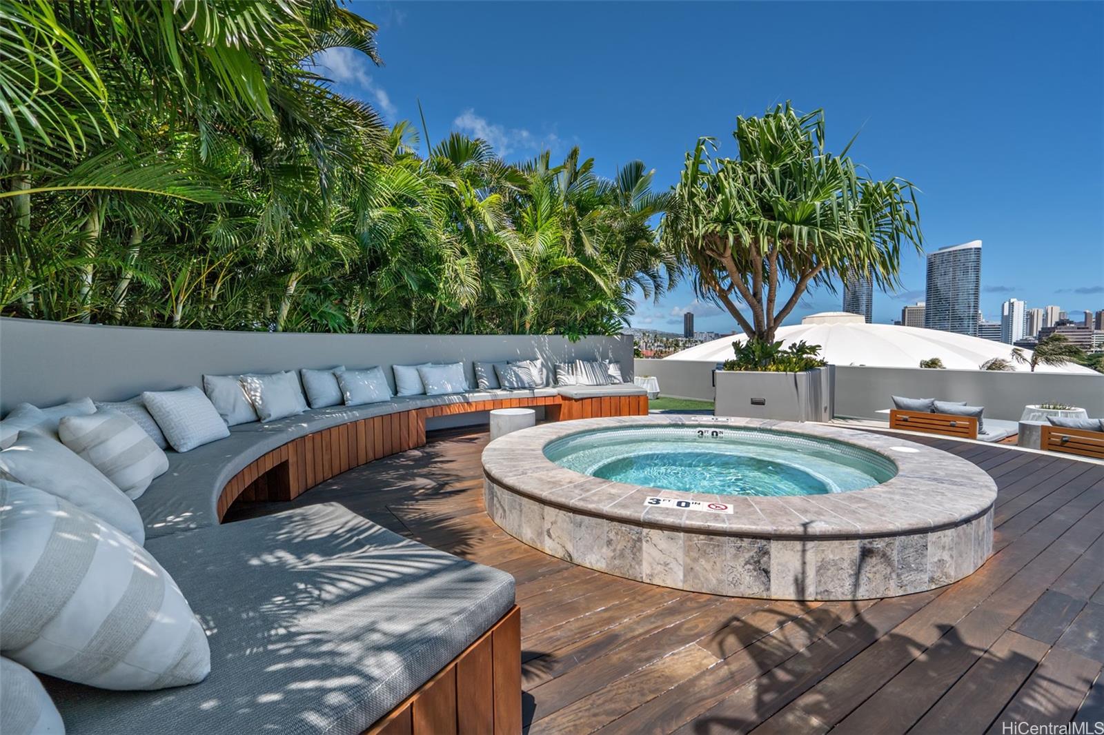 Symphony Honolulu condo # 3009, Honolulu, Hawaii - photo 21 of 25