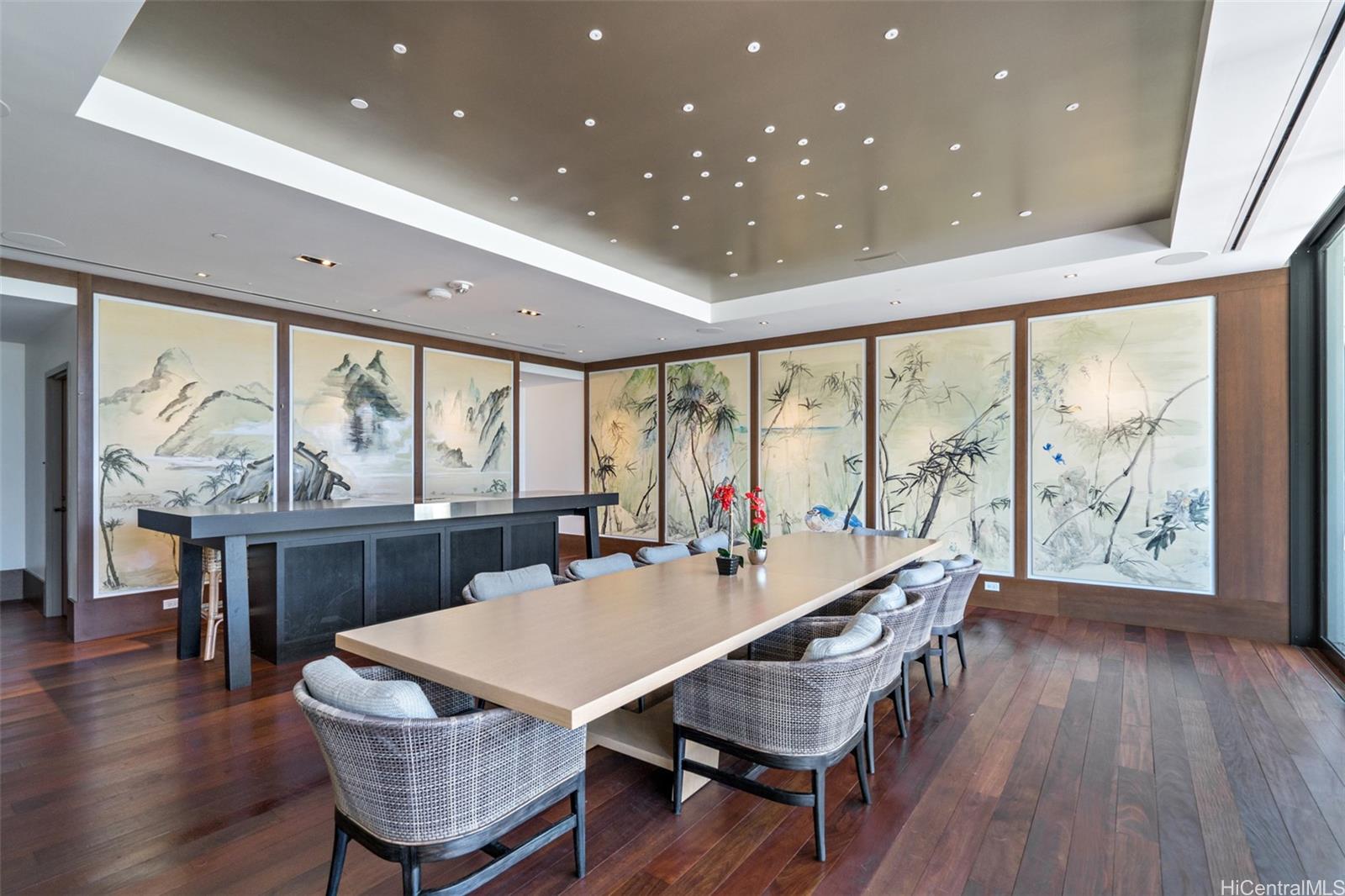 Symphony Honolulu condo # 3009, Honolulu, Hawaii - photo 24 of 25