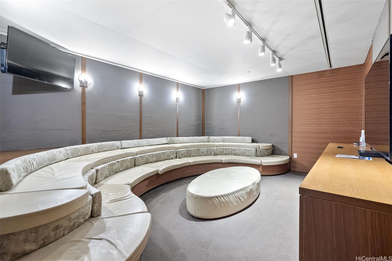 Symphony Honolulu condo # 3101, Honolulu, Hawaii - photo 22 of 25