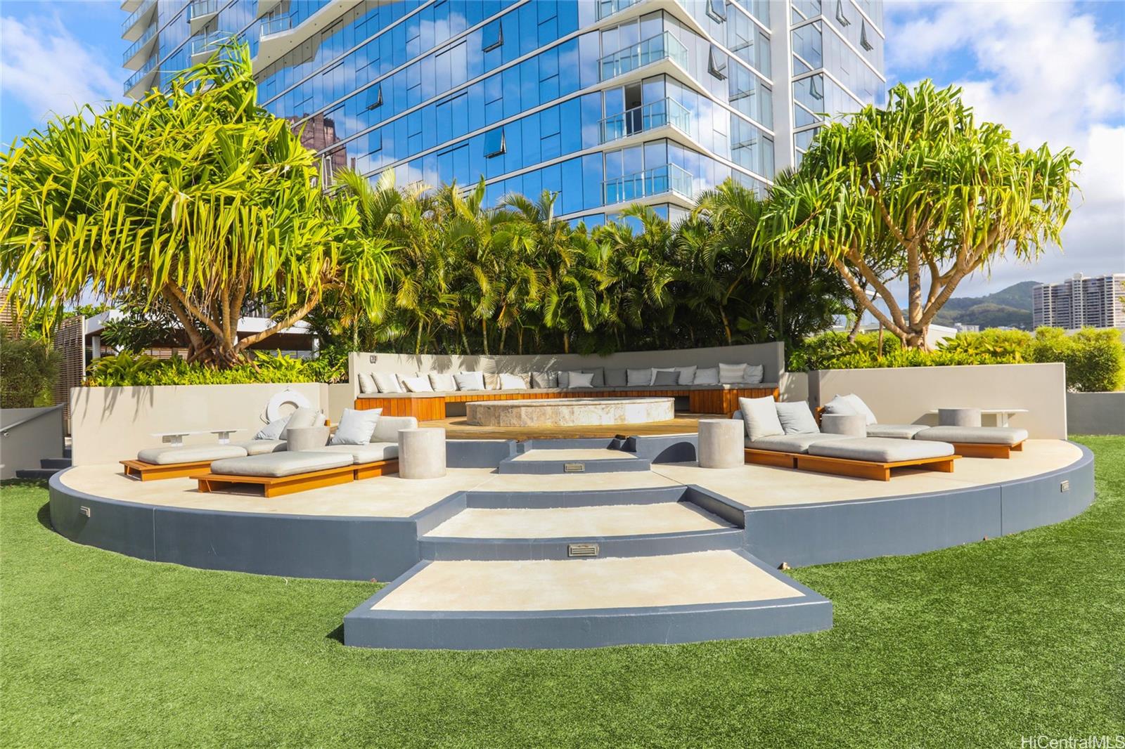 888 Kapiolani Blvd Honolulu - Rental - photo 16 of 17