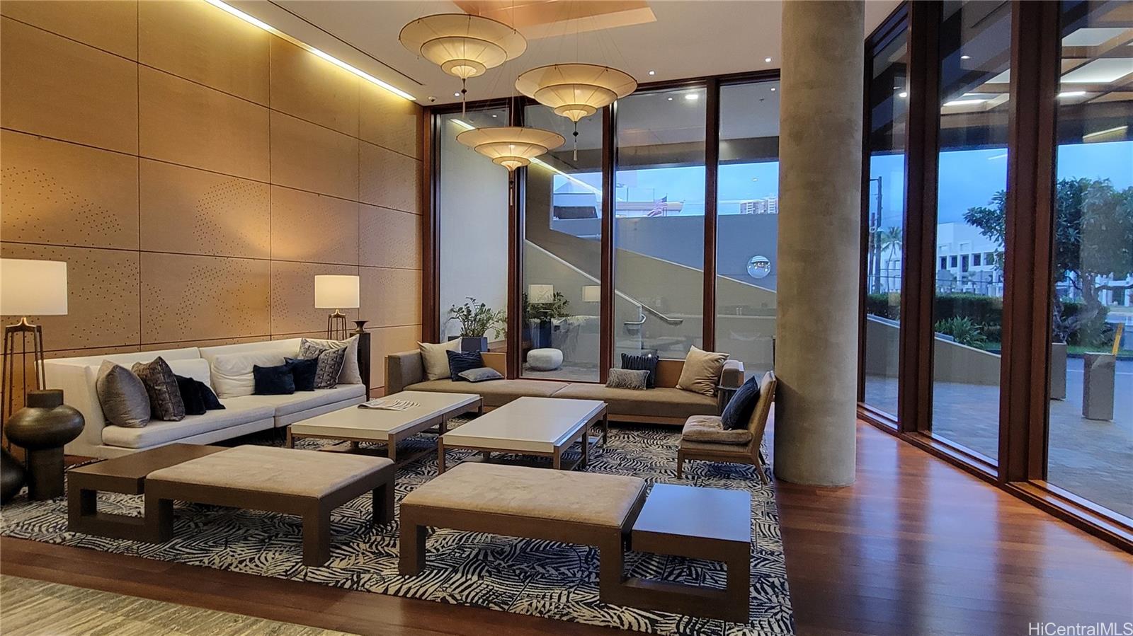 888 Kapiolani Blvd Honolulu - Rental - photo 2 of 21