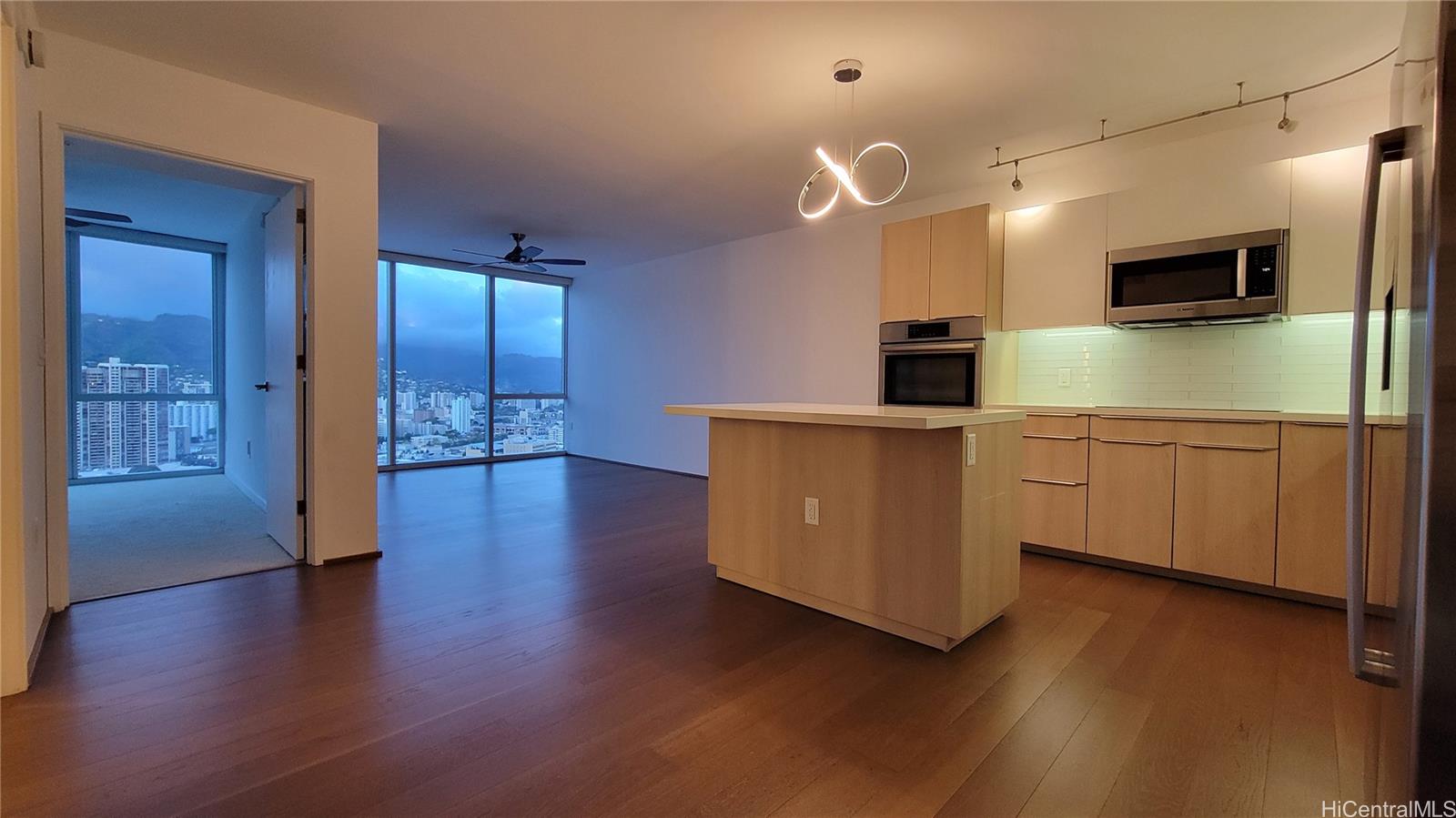 888 Kapiolani Blvd Honolulu - Rental - photo 12 of 21