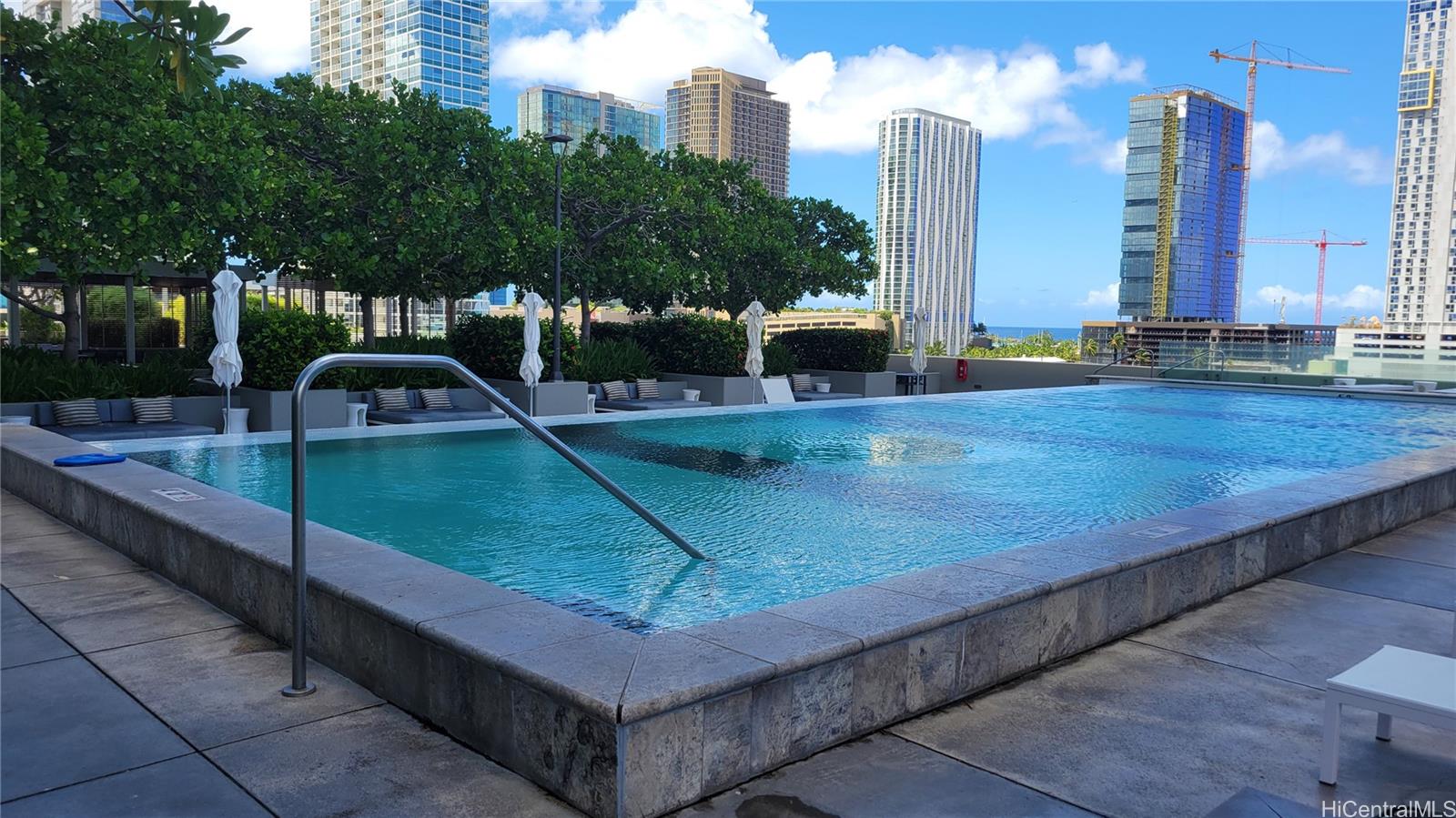 888 Kapiolani Blvd Honolulu - Rental - photo 15 of 21