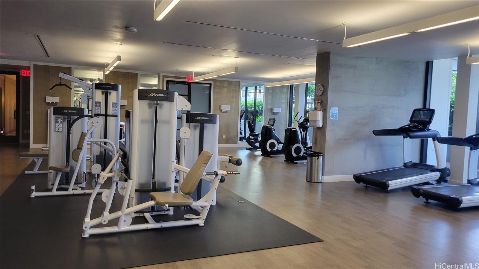 888 Kapiolani Blvd Honolulu - Rental - photo 18 of 21