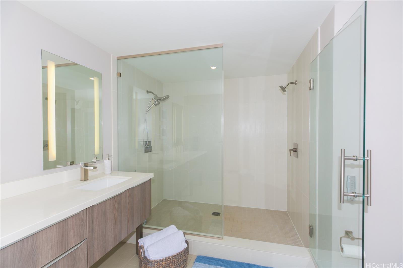 888 Kapiolani Blvd Honolulu - Rental - photo 11 of 24