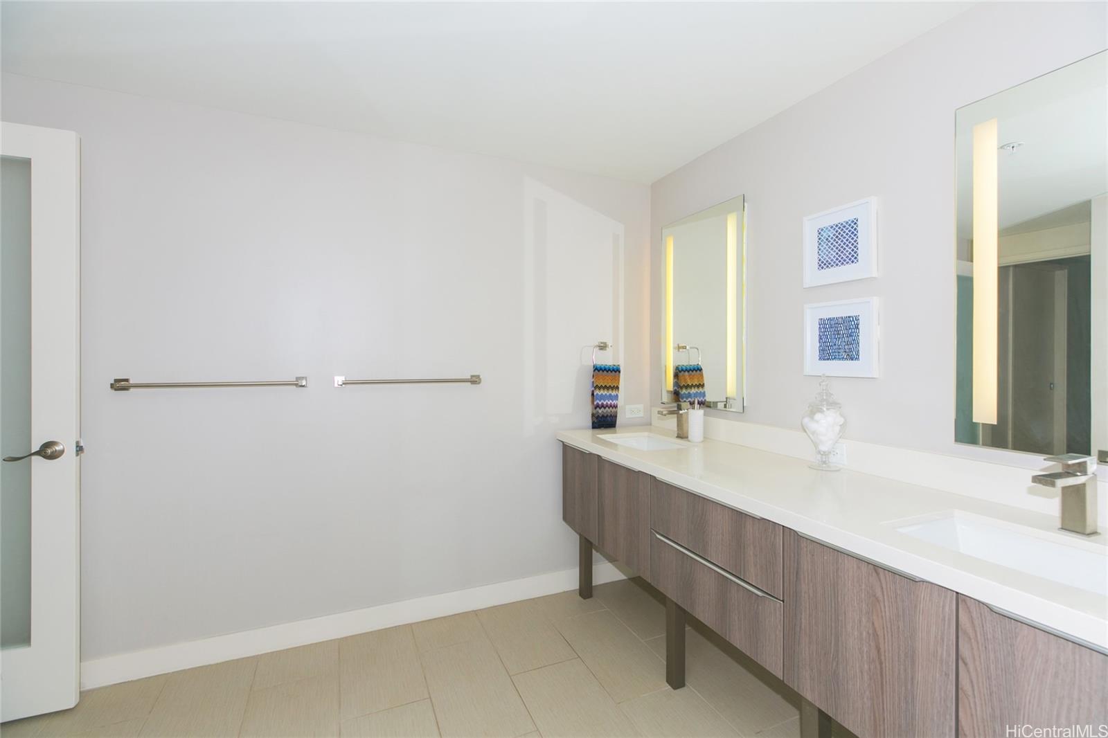 888 Kapiolani Blvd Honolulu - Rental - photo 13 of 24