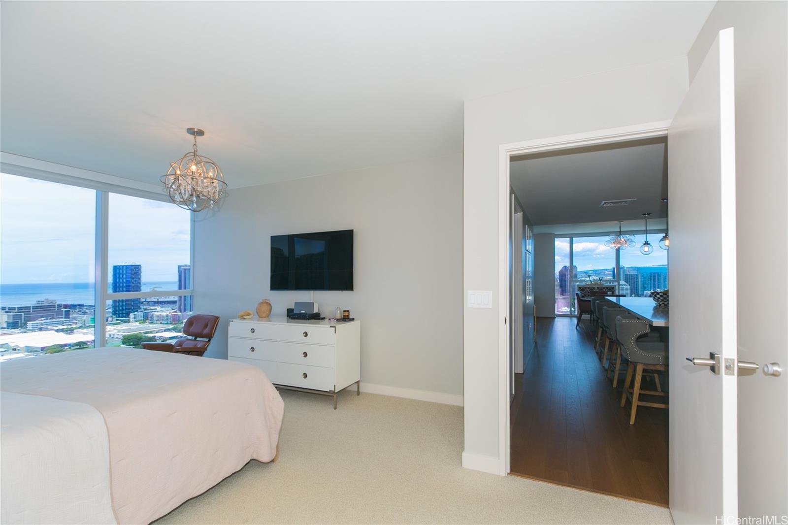 888 Kapiolani Blvd Honolulu - Rental - photo 8 of 24