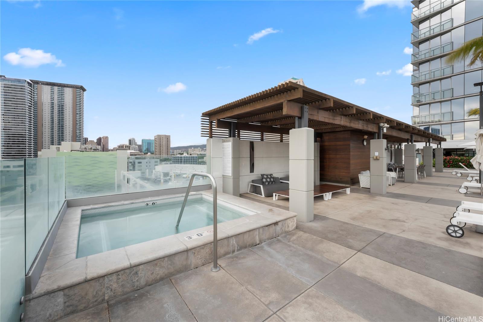 Symphony Honolulu condo # 3505, Honolulu, Hawaii - photo 24 of 25