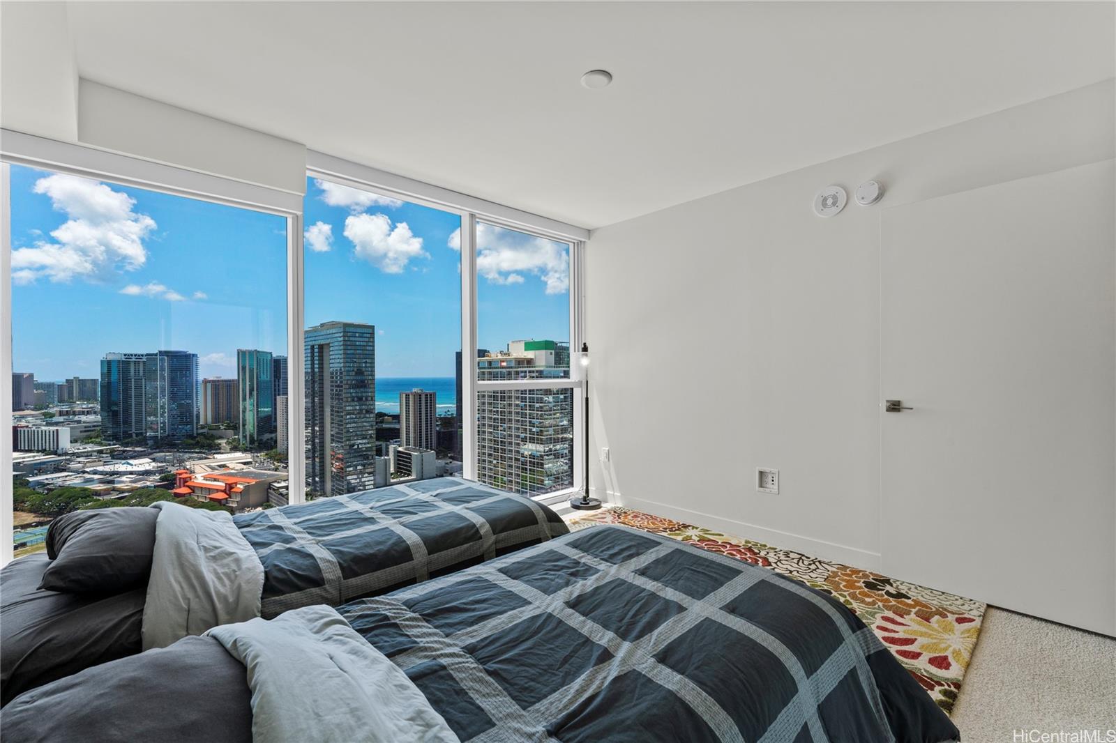 Symphony Honolulu condo # 3505, Honolulu, Hawaii - photo 16 of 25