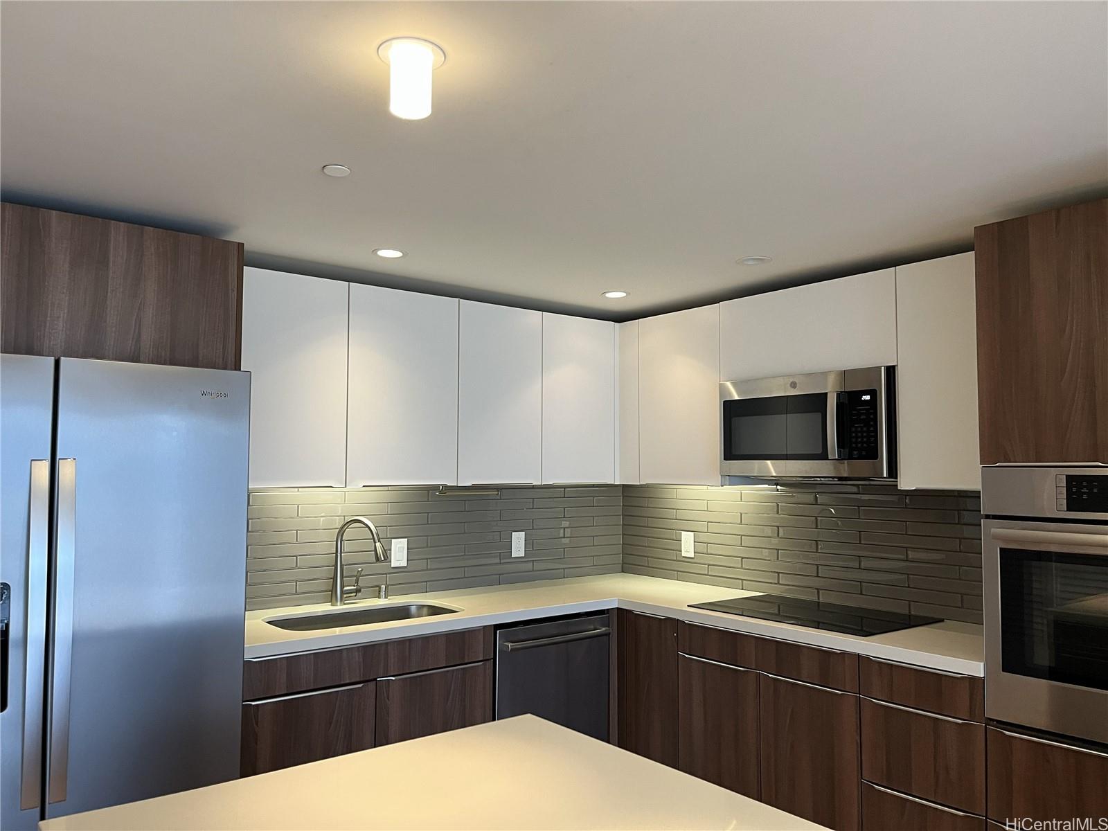 888 Kapiolani Blvd Honolulu - Rental - photo 5 of 25