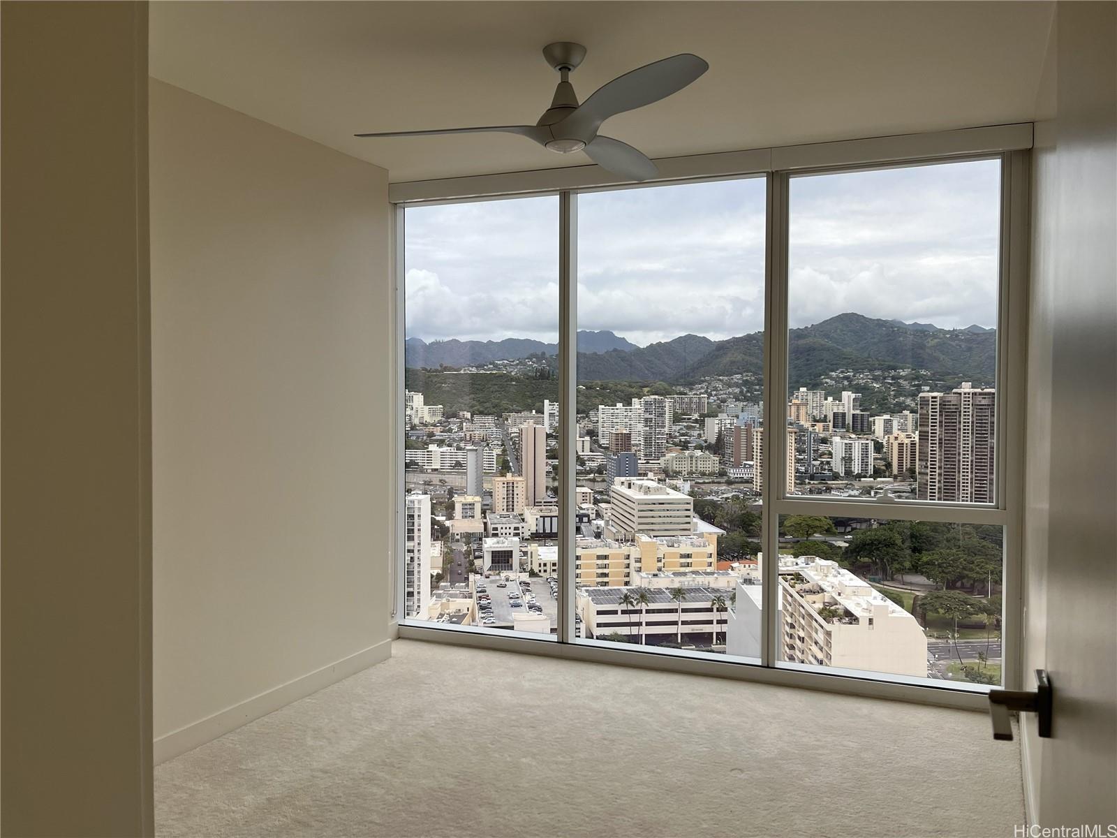 888 Kapiolani Blvd Honolulu - Rental - photo 7 of 25