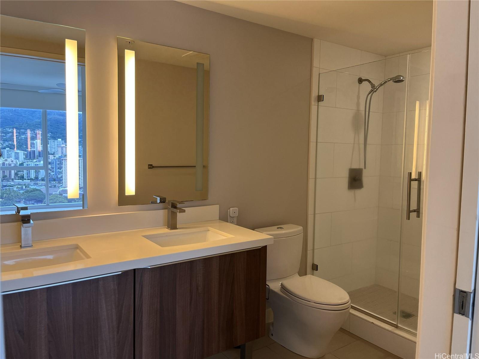 888 Kapiolani Blvd Honolulu - Rental - photo 10 of 25