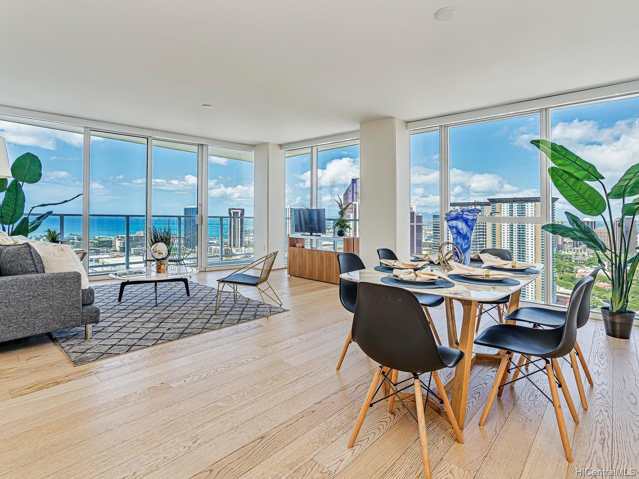 Symphony Honolulu 3809, 888 Kapiolani Blvd, Honolulu Kakaako condo Sold