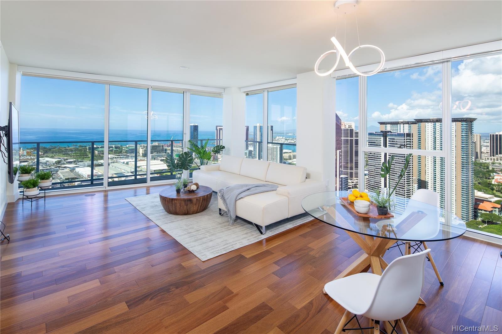 Symphony Honolulu 4009, 888 Kapiolani Blvd, Honolulu Kakaako