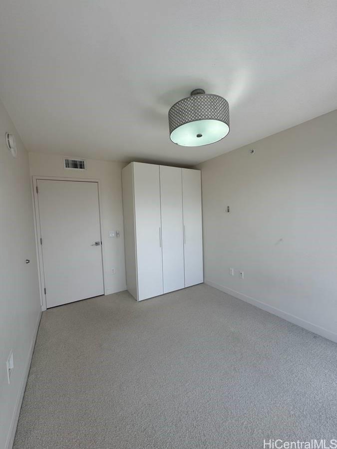 888 Kapiolani Blvd Honolulu - Rental - photo 10 of 17