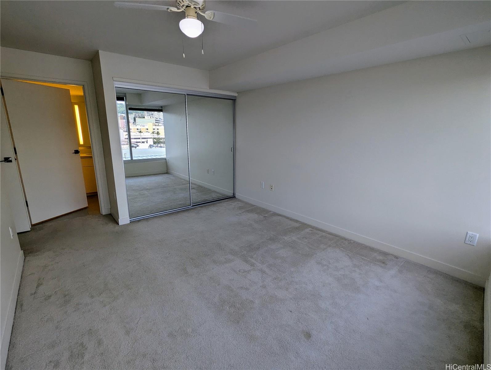 888 Kapiolani Blvd Honolulu - Rental - photo 5 of 21