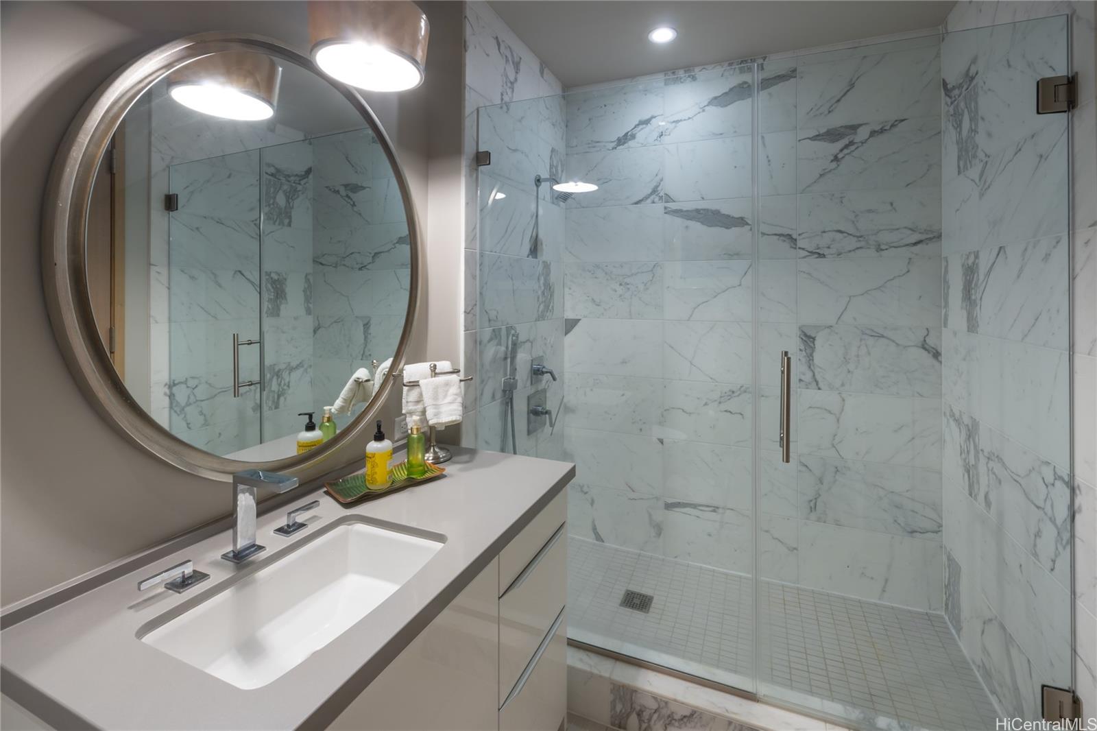 Symphony Honolulu condo # PH4501, Honolulu, Hawaii - photo 8 of 14