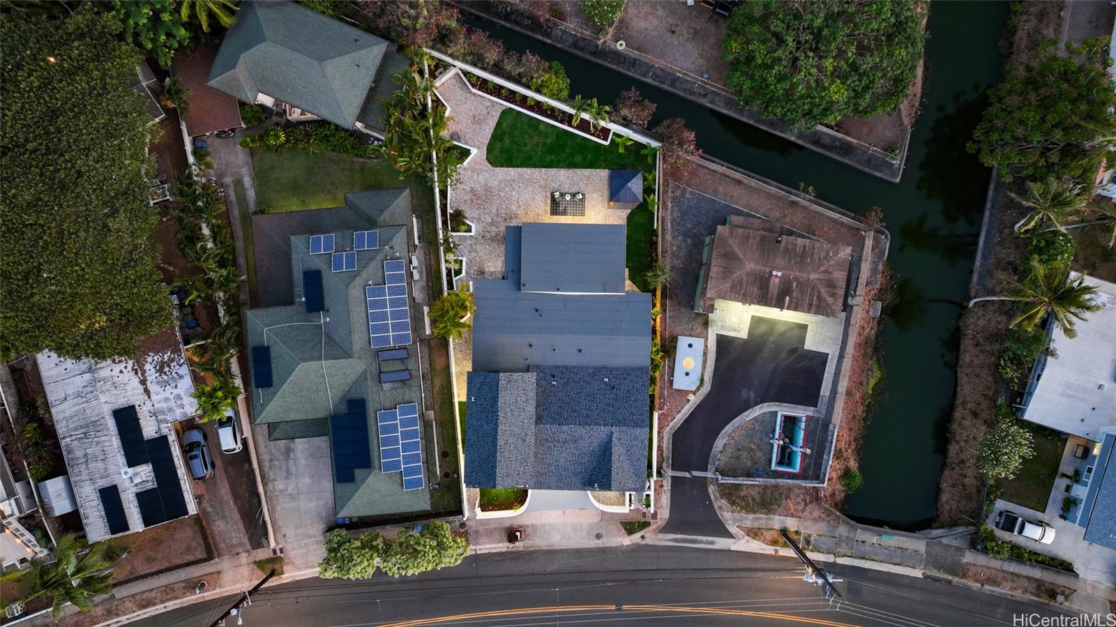 889  Akumu Street Enchanted Lake, Kailua home - photo 25 of 25