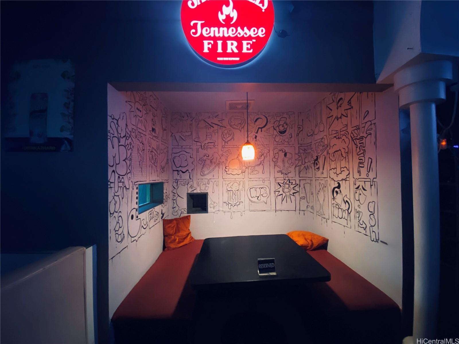 901 Kawaiahao Street Kakaako  - photo 5 of 12