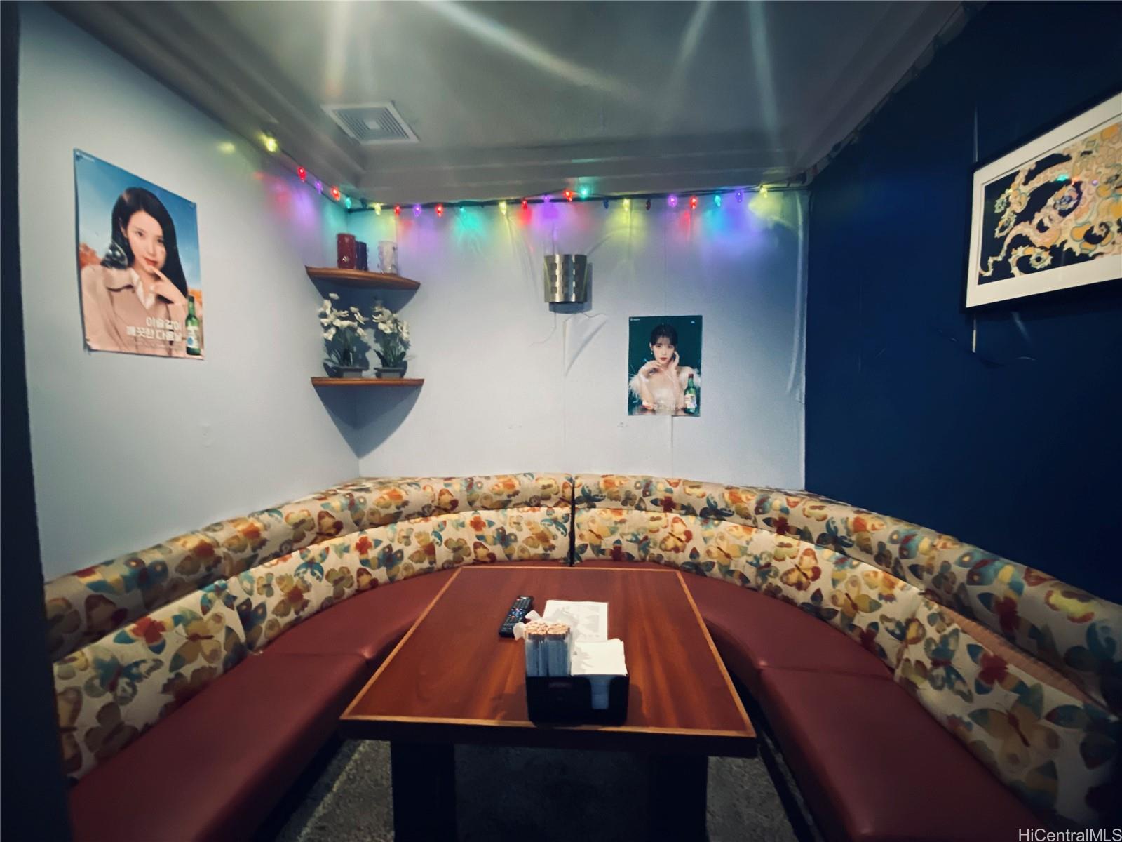 901 Kawaiahao Street Kakaako  - photo 7 of 12