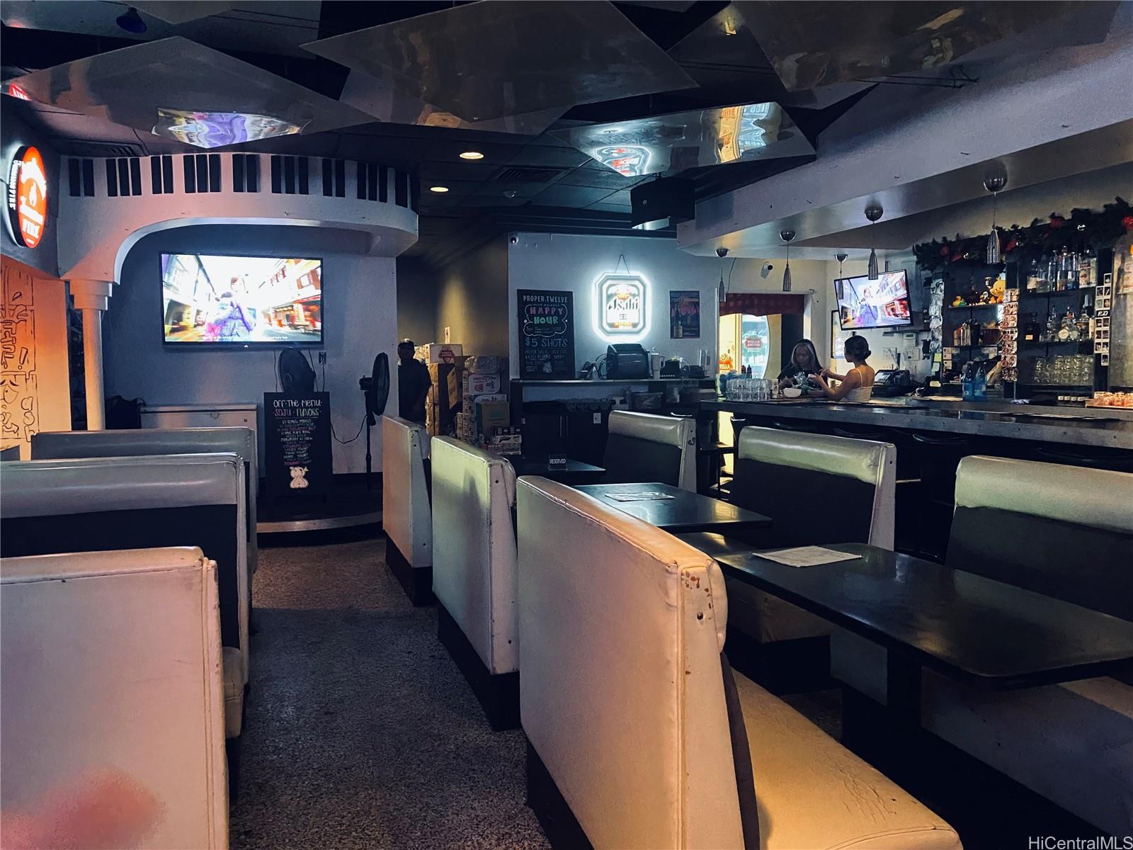 901 Kawaiahao Street Kakaako  - photo 8 of 12