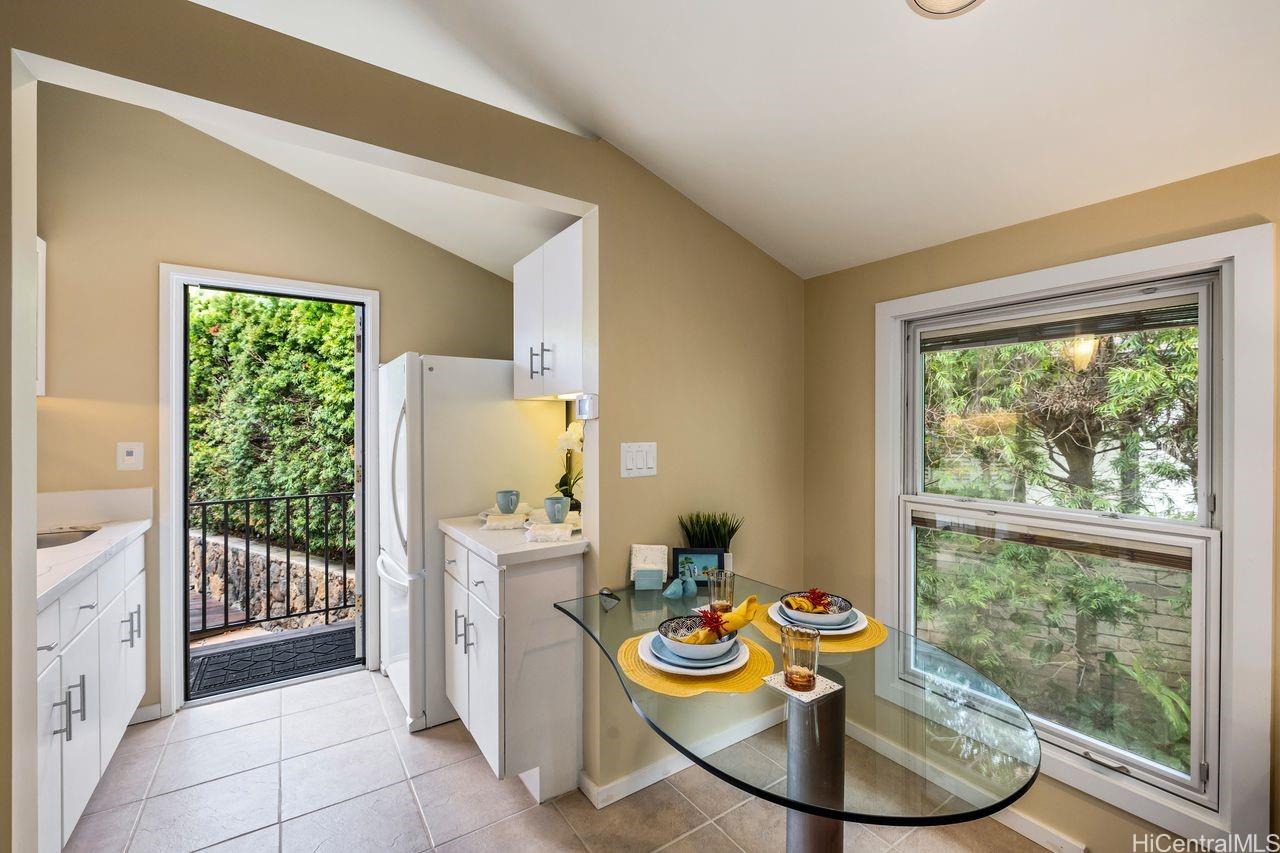 902  Puuomao Place Hahaione-upper, Hawaii Kai home - photo 19 of 25