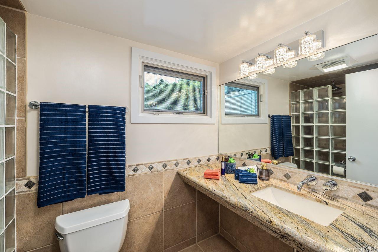 902  Puuomao Place Hahaione-upper, Hawaii Kai home - photo 20 of 25