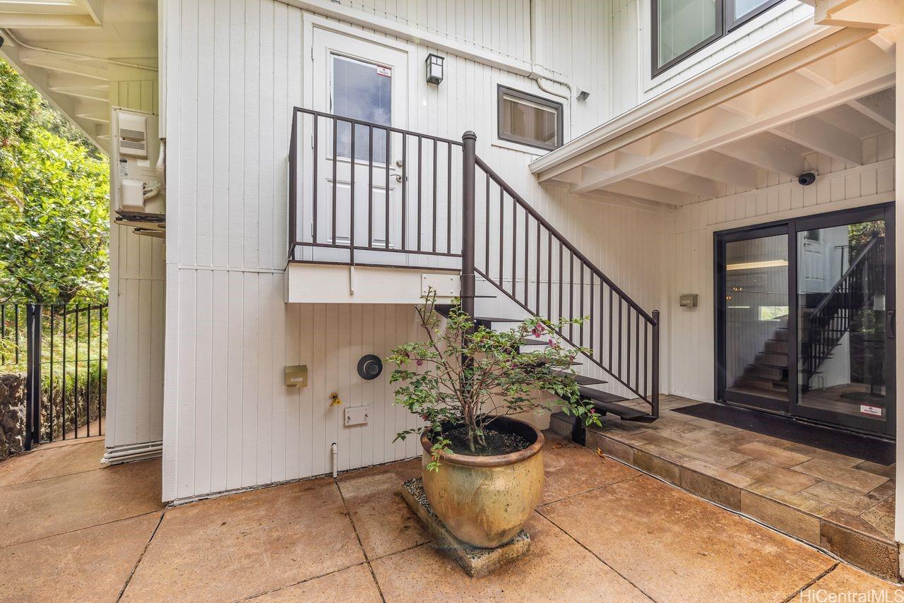 902  Puuomao Place Hahaione-upper, Hawaii Kai home - photo 22 of 25