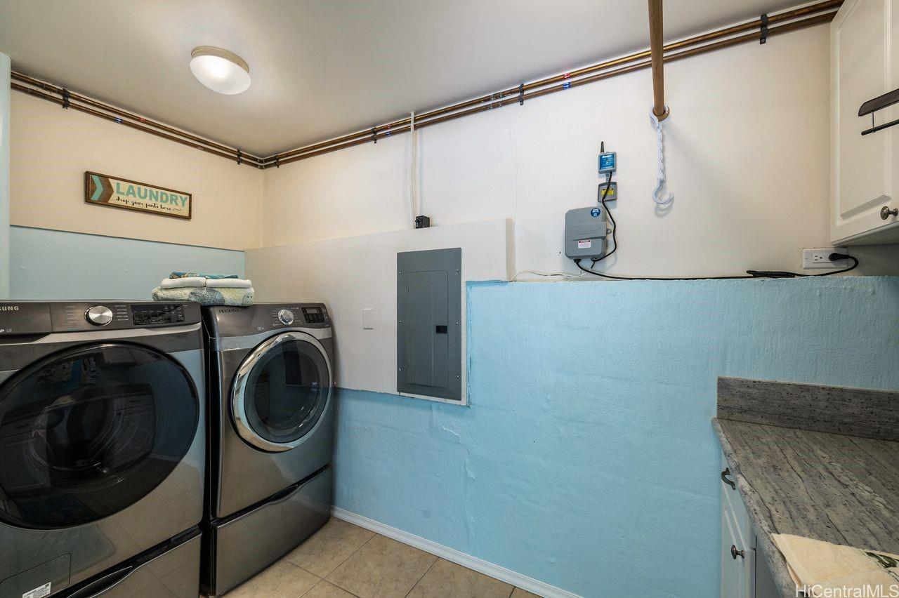 902  Puuomao Place Hahaione-upper, Hawaii Kai home - photo 23 of 25