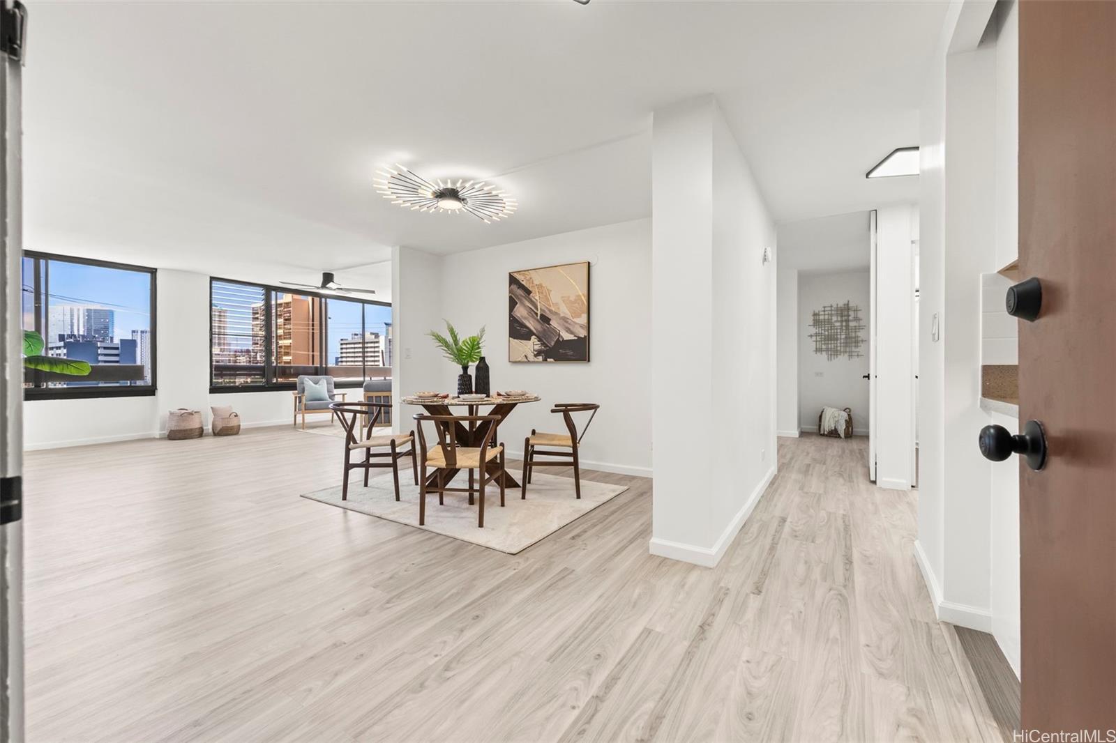 Ward Lanai condo # 302, Honolulu, Hawaii - photo 2 of 23