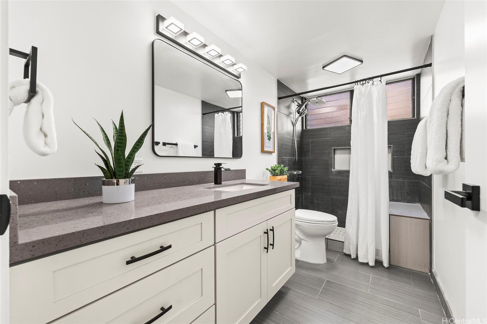 Ward Lanai condo # 302, Honolulu, Hawaii - photo 17 of 23