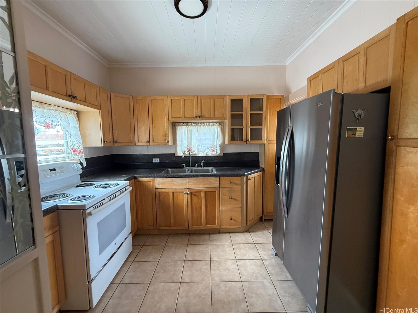 906  Belser Street Kaimuki, Diamond Head home - photo 8 of 9