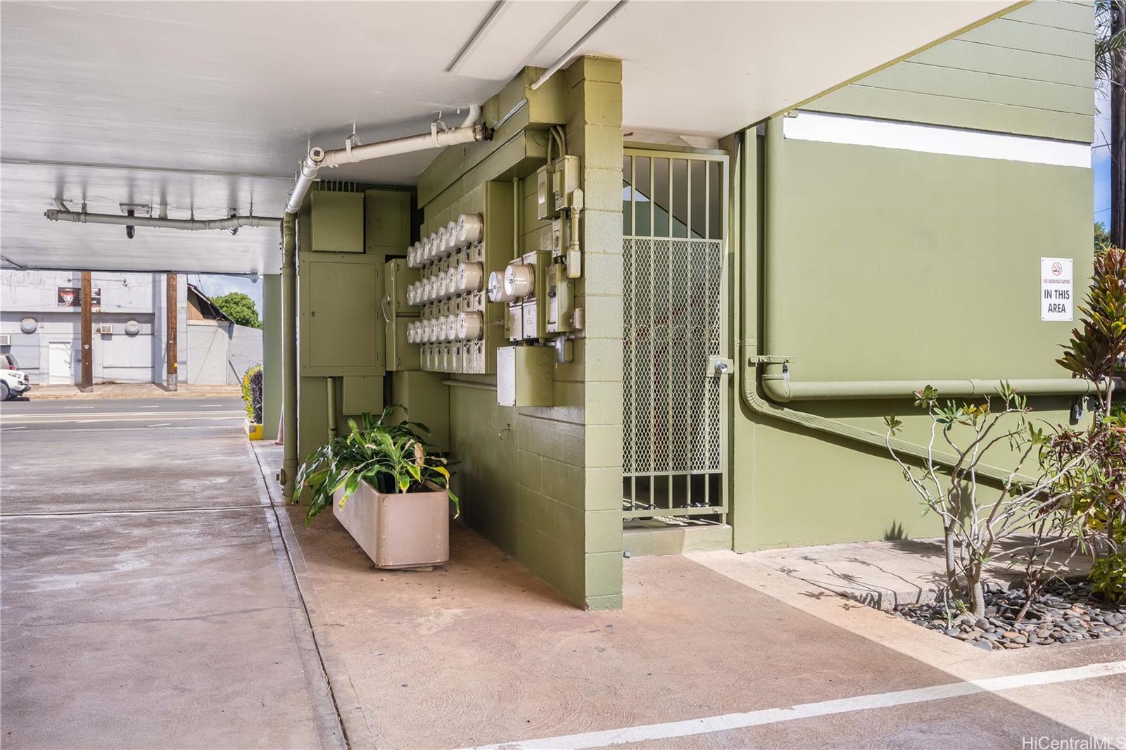 Lehua Hale condo # A306, Pearl City, Hawaii - photo 24 of 25