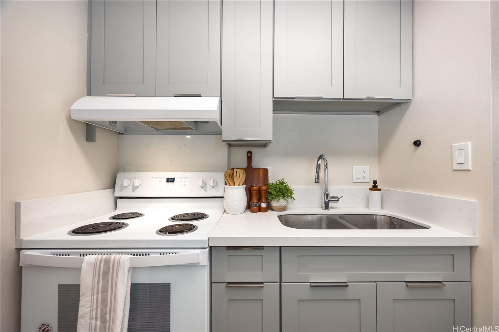 Lehua Hale condo # A306, Pearl City, Hawaii - photo 10 of 25