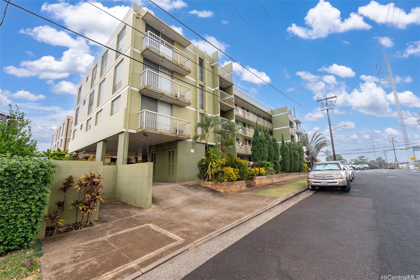 Lehua Hale condo # B405, Pearl City, Hawaii - photo 16 of 18