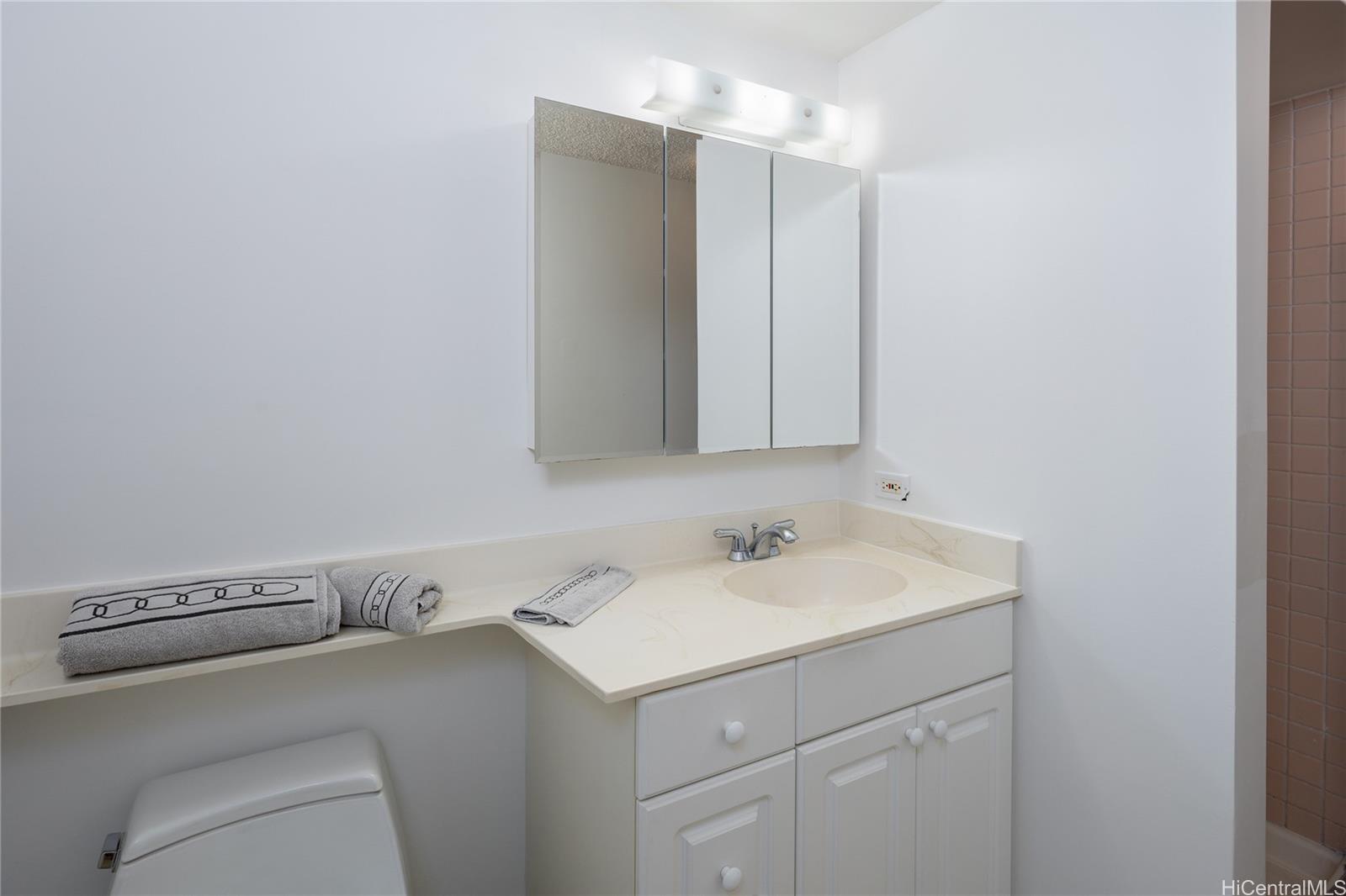 Birch & Elm Condominium condo # 201, Honolulu, Hawaii - photo 16 of 25