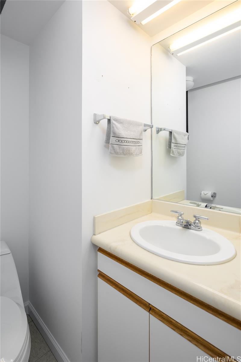 Birch & Elm Condominium condo # 201, Honolulu, Hawaii - photo 19 of 25