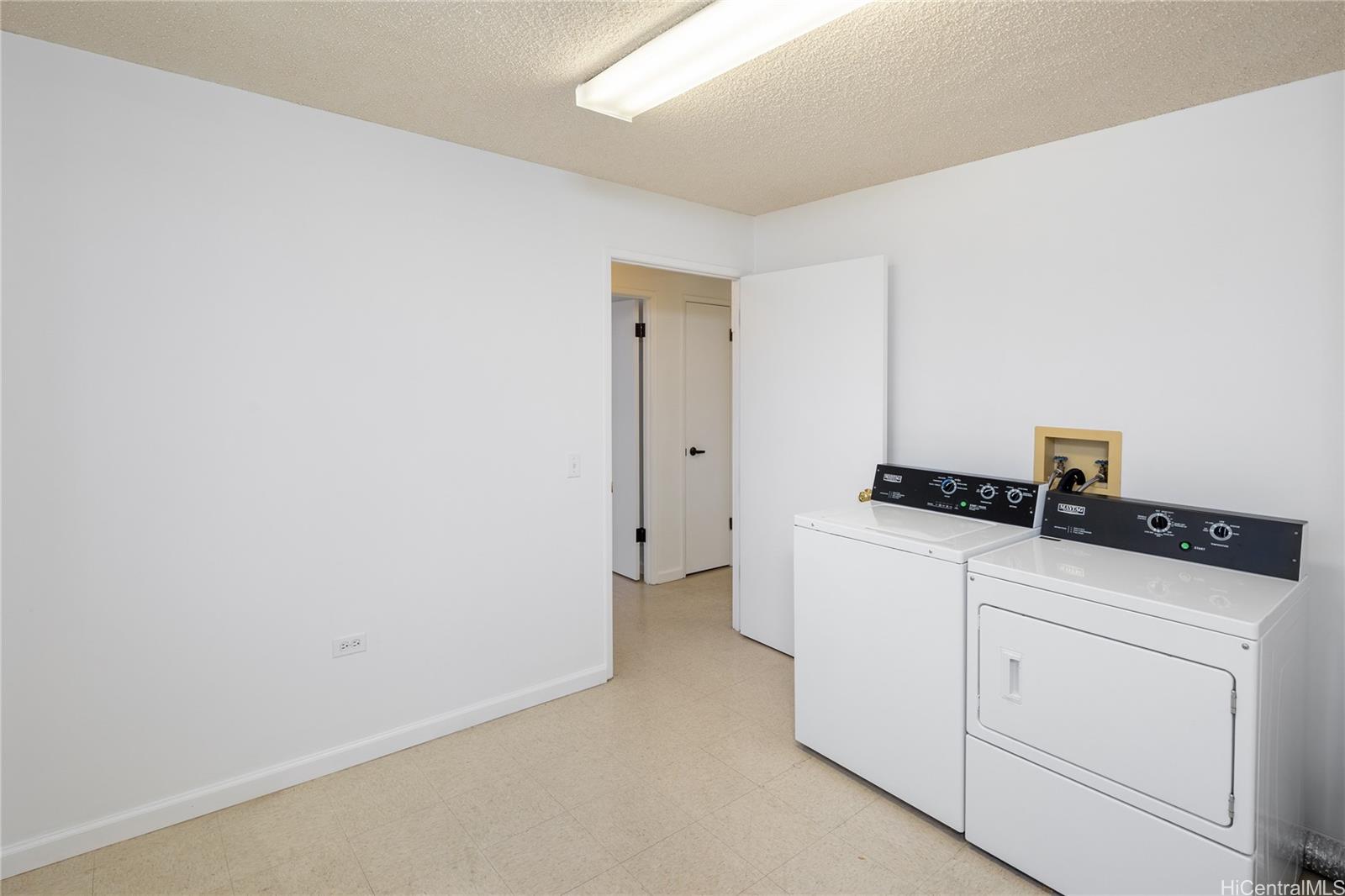 Birch & Elm Condominium condo # 201, Honolulu, Hawaii - photo 23 of 25