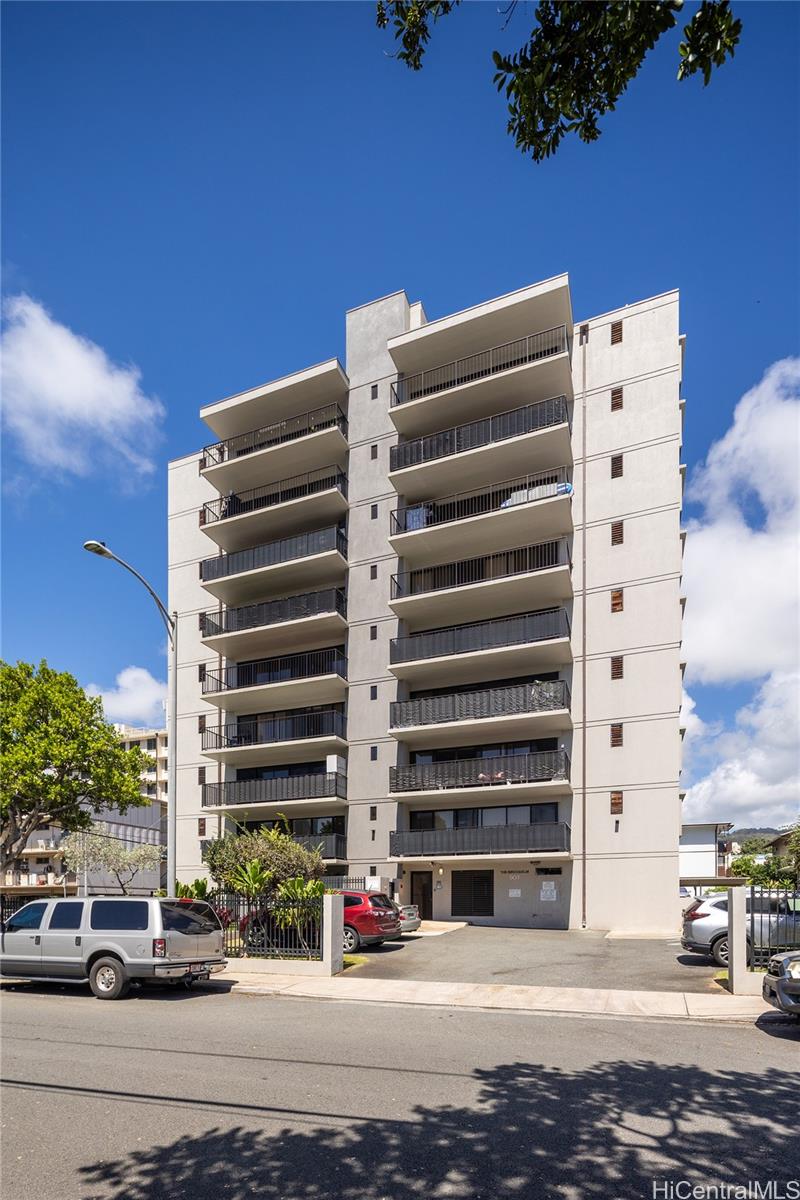 Birch & Elm Condominium condo # 201, Honolulu, Hawaii - photo 5 of 25
