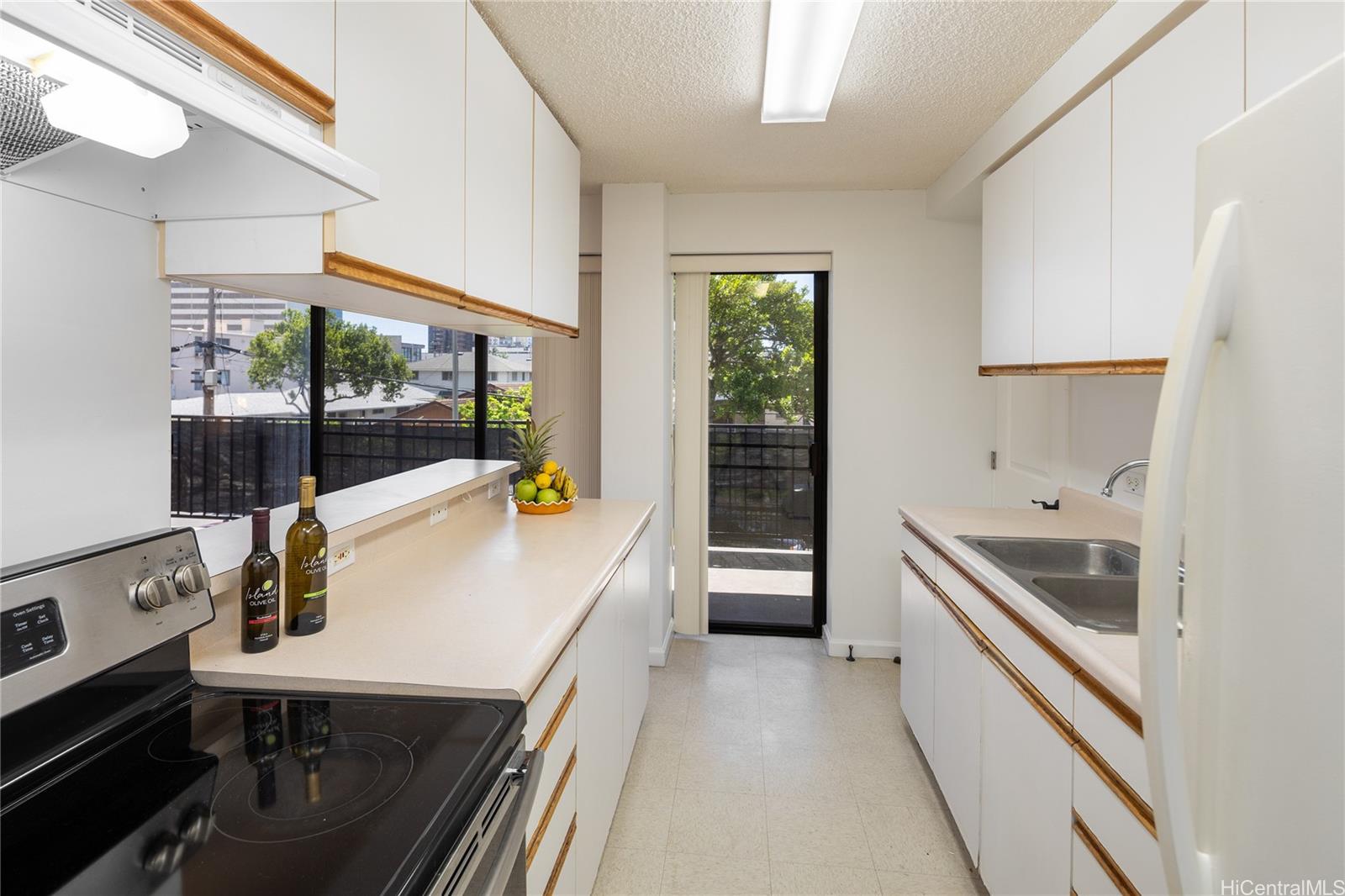 Birch & Elm Condominium condo # 201, Honolulu, Hawaii - photo 8 of 25