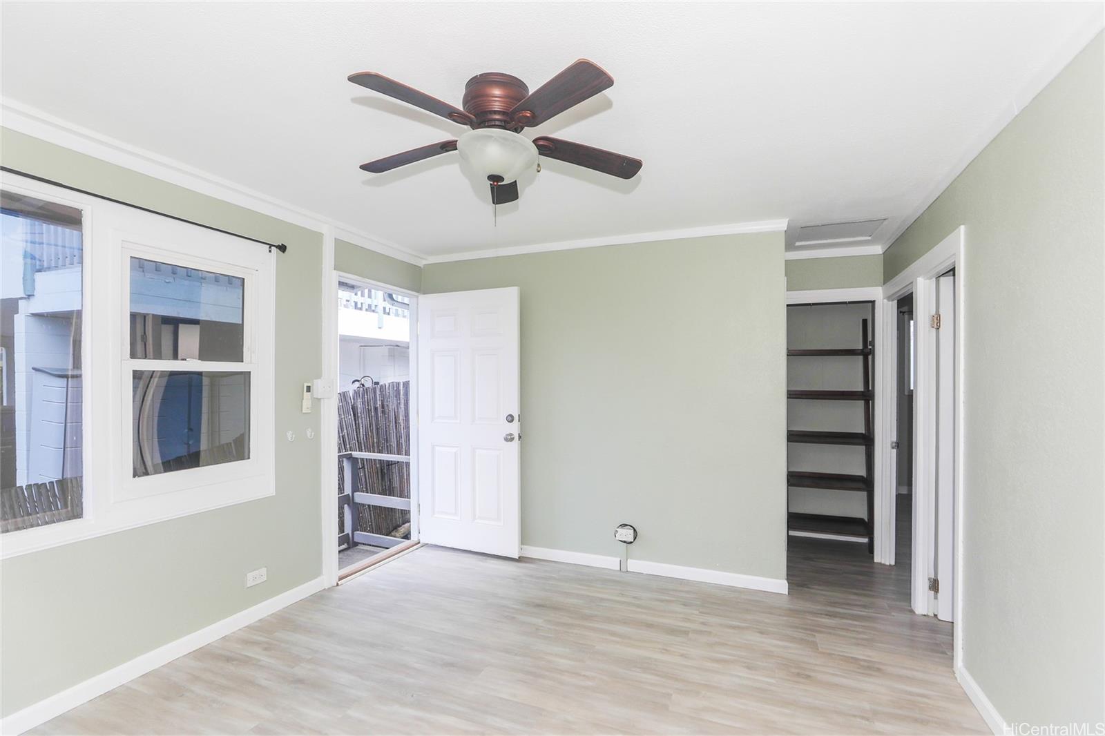908 Simon Rd Honolulu - Rental - photo 2 of 19