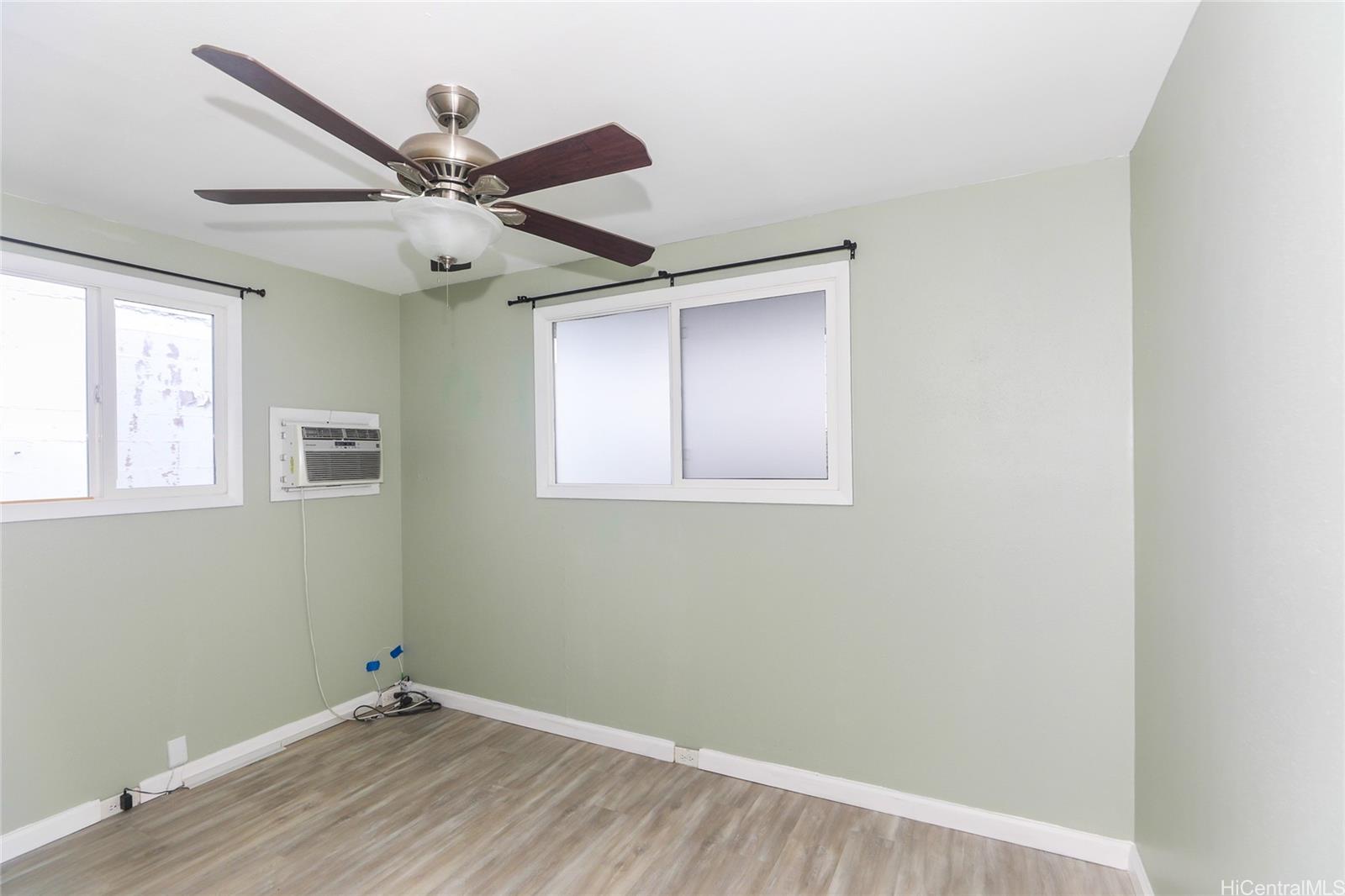 908 Simon Rd Honolulu - Rental - photo 11 of 19