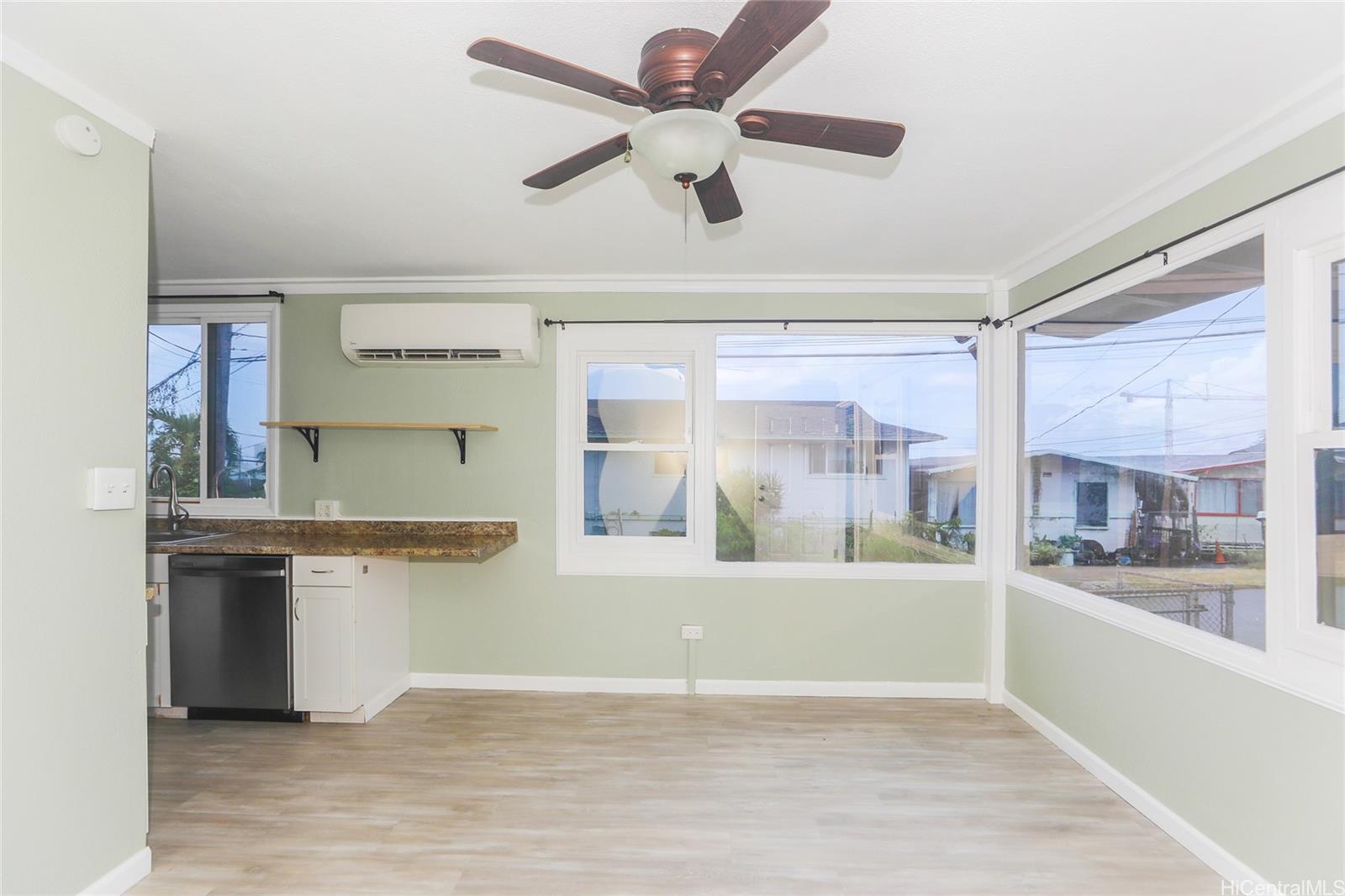 908 Simon Rd Honolulu - Rental - photo 4 of 19