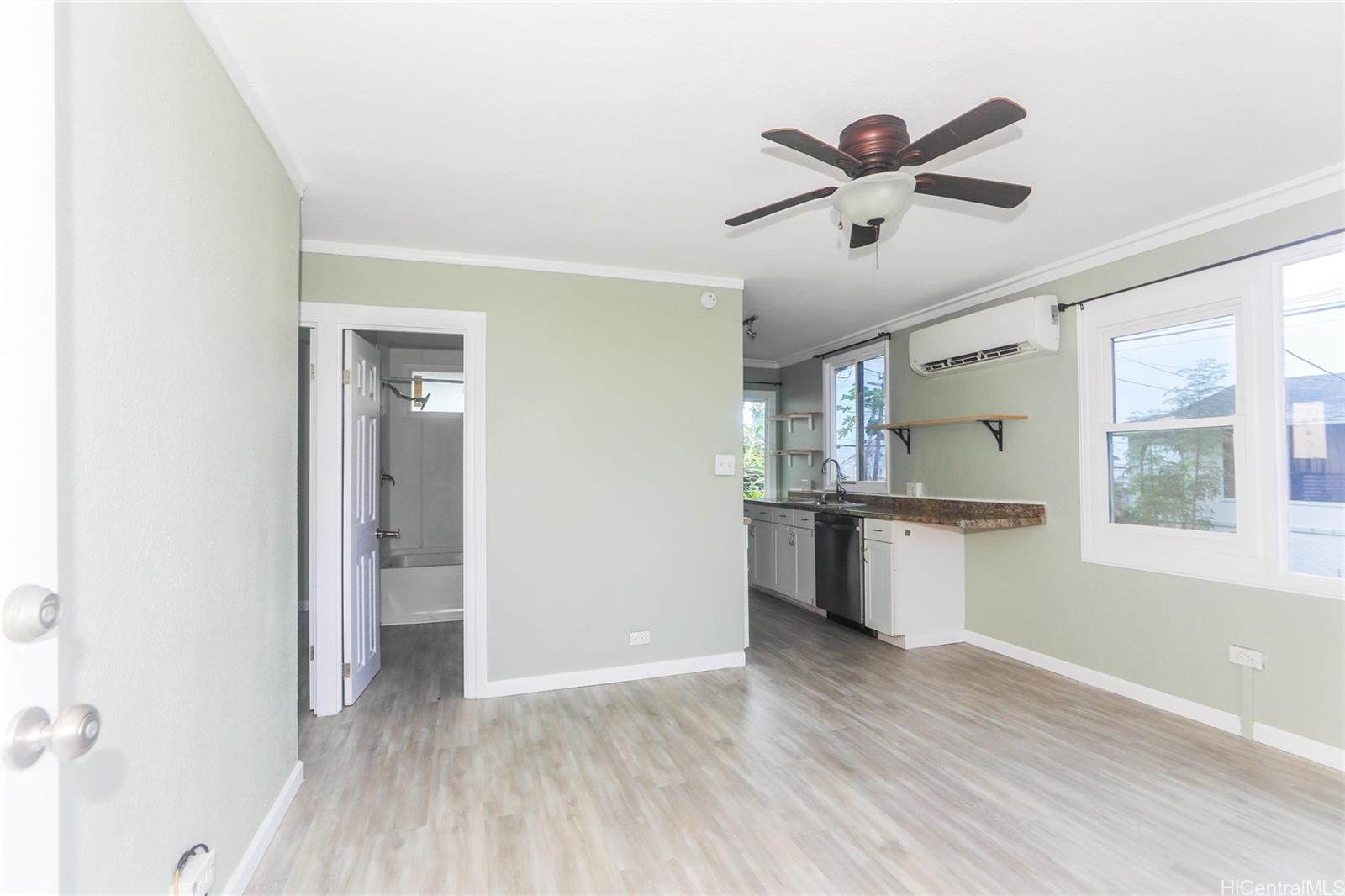 908 Simon Rd Honolulu - Rental - photo 5 of 19