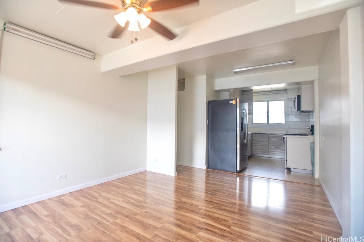 University Gardens condo # A202, Honolulu, Hawaii - photo 2 of 6