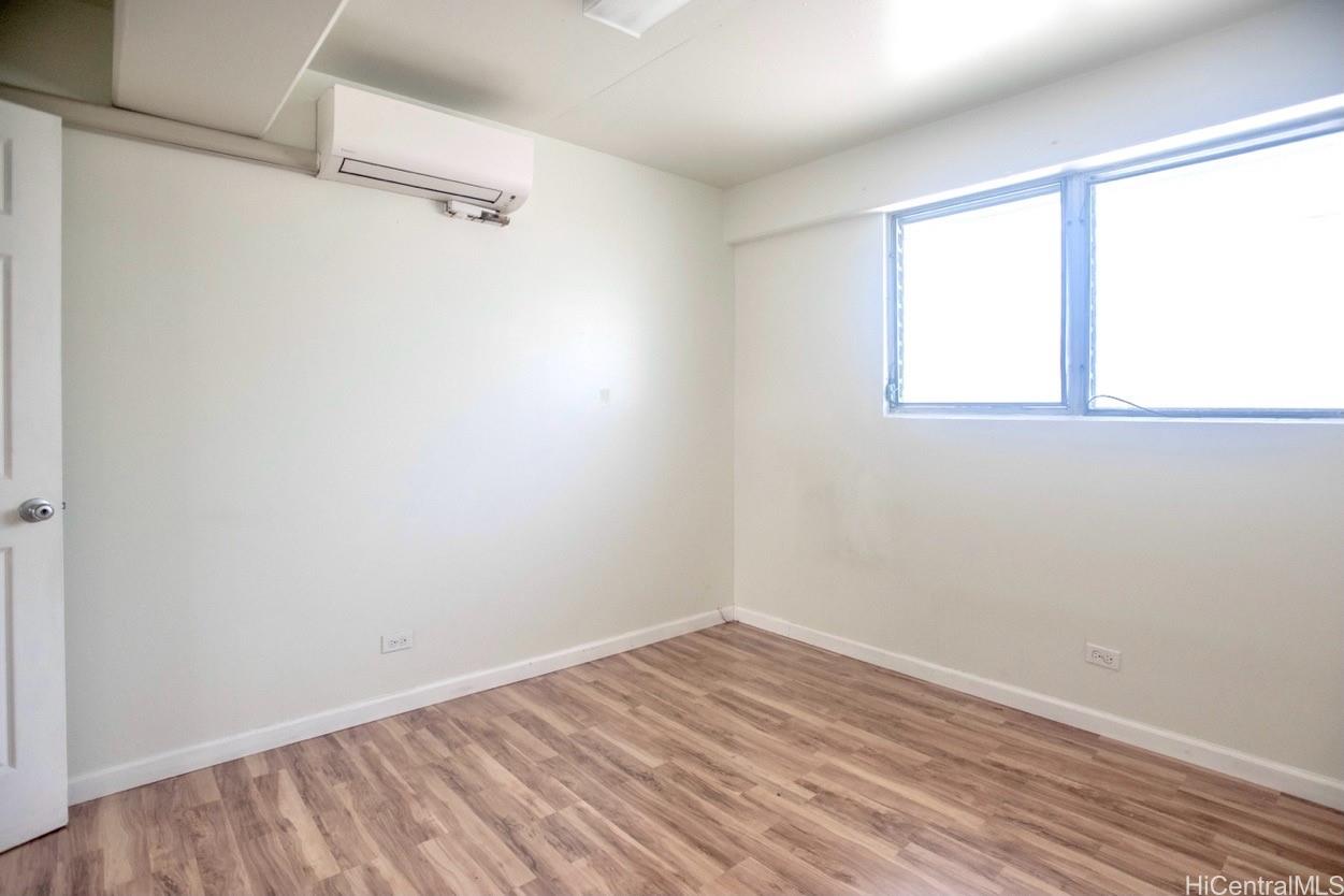 University Gardens condo # A202, Honolulu, Hawaii - photo 3 of 6